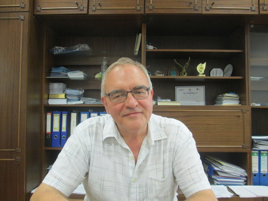 prof d r A Alexandrov